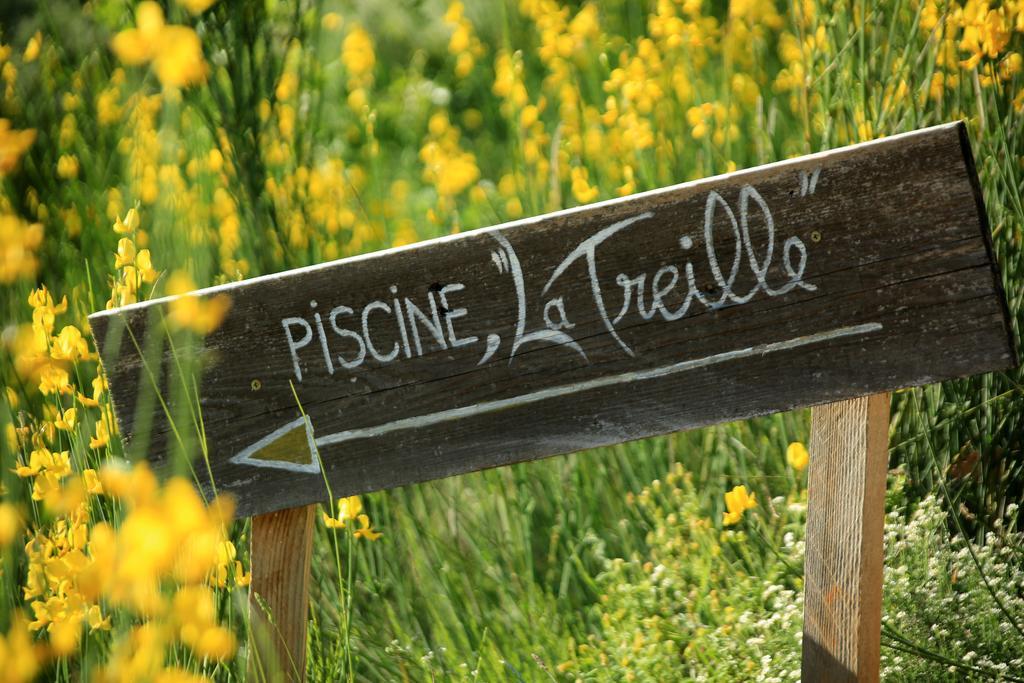 La Colline Des Ocres Village De 3 Etoiles 3* Apt