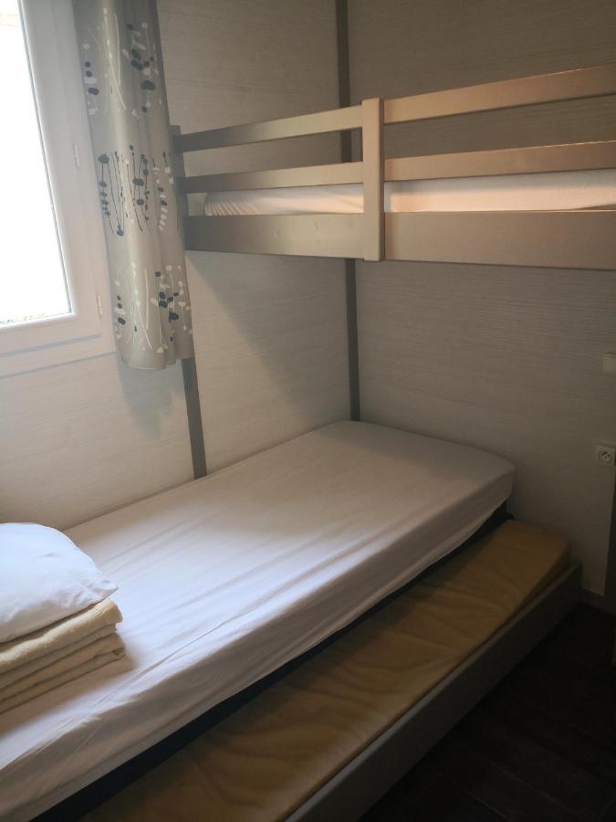 La Colline Des Ocres Village De 3 Etoiles 3* Apt